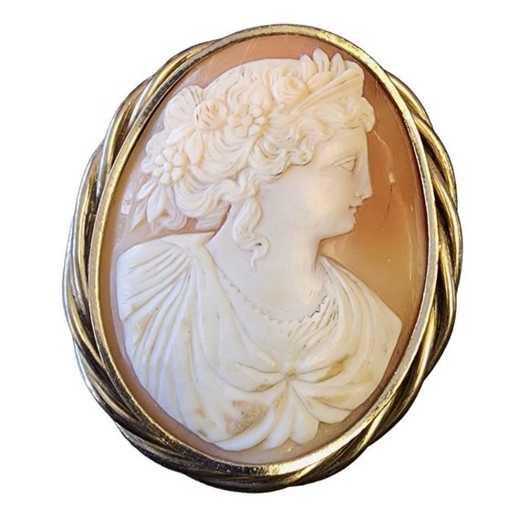 Antique Wonderful Carved Lady Cameo Gold Filled Brooch (A2935)